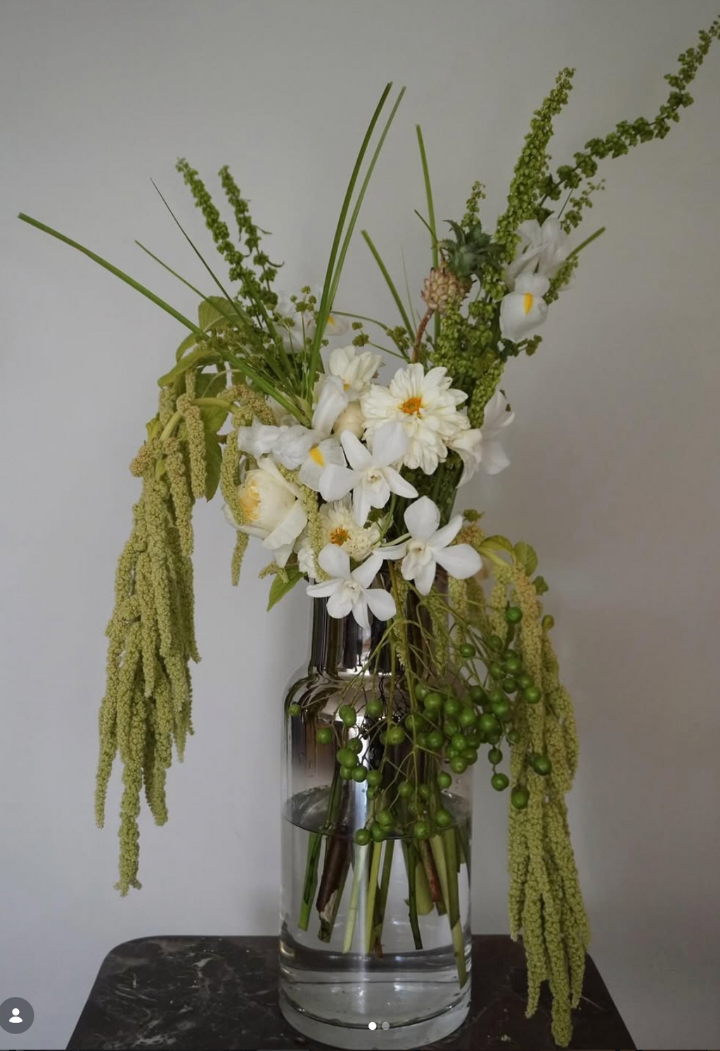 Medium floral piece