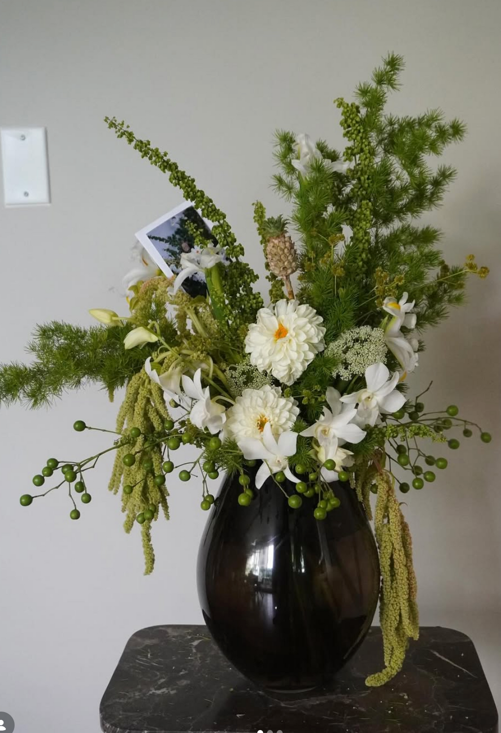 Medium floral piece